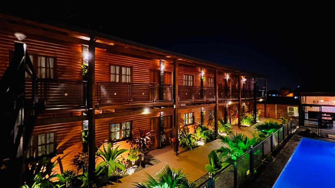 Alma Pura Hotel Puerto Iguazú Exterior foto